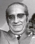 Costa Gomes nasceu em Chaves em 1914 e iniciou a sua carreira militar em 1931, tendo-se licenciado, em 1944, em Ciências Matemáticas. - costa-gomes